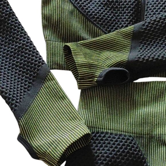 2pc Fitness Yoga Outfit Green and Black Sz Large - Picture 5 of 6